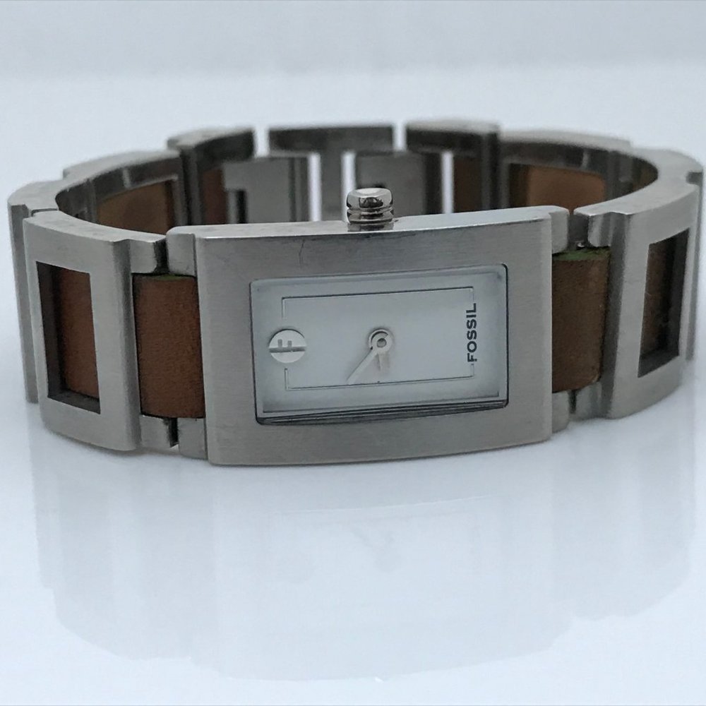 Fossil Women Watch Silver Tone Metal Brown Leather - Picture 4 of 11